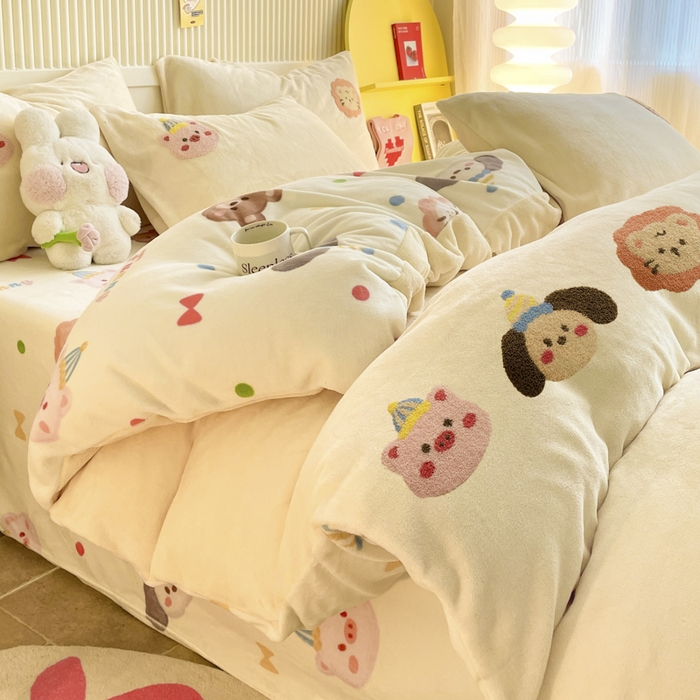 91家纺网 家纺一手货源 找家纺 寐居家纺 2025新款牛奶绒大版毛巾绣床单款四件套 宠物大会