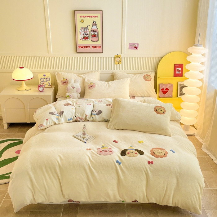 91家纺网 家纺一手货源 找家纺 寐居家纺 2025新款牛奶绒大版毛巾绣床单款四件套 宠物大会