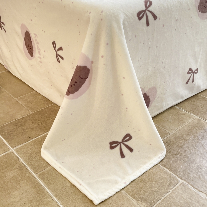 91家纺网 家纺一手货源 找家纺 寐居家纺 2025新款牛奶绒大版毛巾绣床单款四件套 滑板狗狗