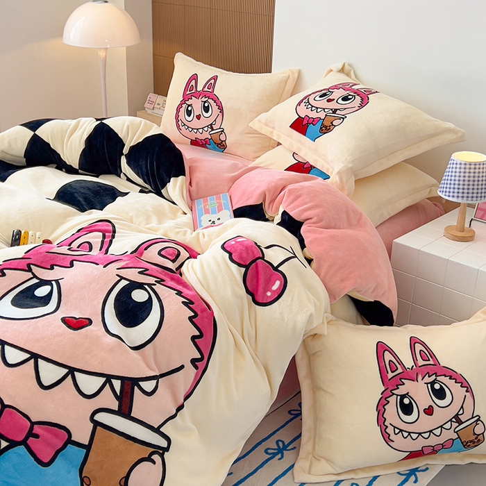 91家纺网 家纺一手货源 找家纺 慕晨 2025新款卡通可爱大版印花牛奶绒加厚保暖小清新四件套直播 奶茶小可