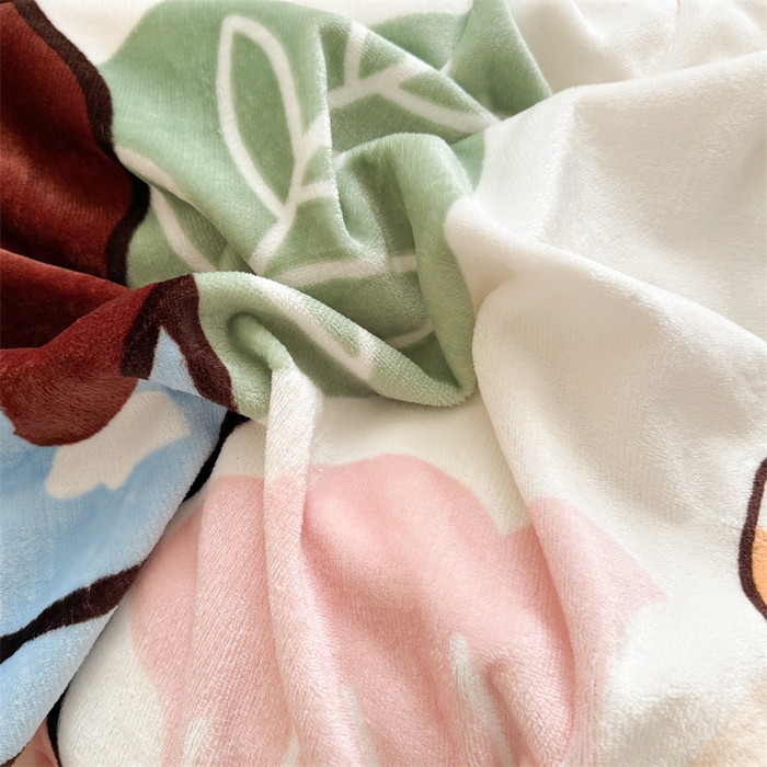 91家纺网 家纺一手货源 找家纺 慕晨 2025新款卡通可爱大版印花牛奶绒加厚保暖小清新四件套直播 可爱女孩