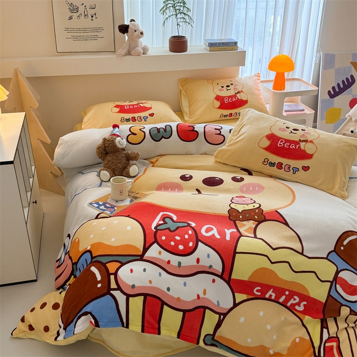 91家纺网 家纺一手货源 找家纺 慕晨 2025新款卡通可爱大版印花牛奶绒加厚保暖小清新四件套直播 熊熊零食