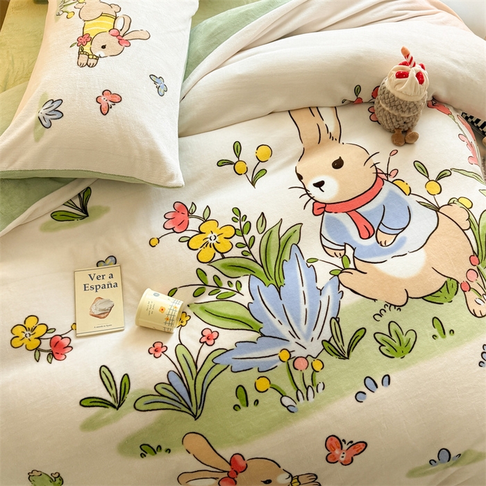 91家纺网 家纺一手货源 找家纺 慕晨 2025新款卡通可爱大版印花牛奶绒加厚保暖小清新四件套直播 悠闲生活