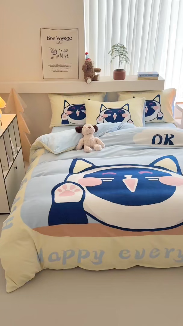 91家纺网 家纺一手货源 找家纺 慕晨 2025新款卡通可爱大版印花牛奶绒加厚保暖小清新四件套直播 大脸猫猫