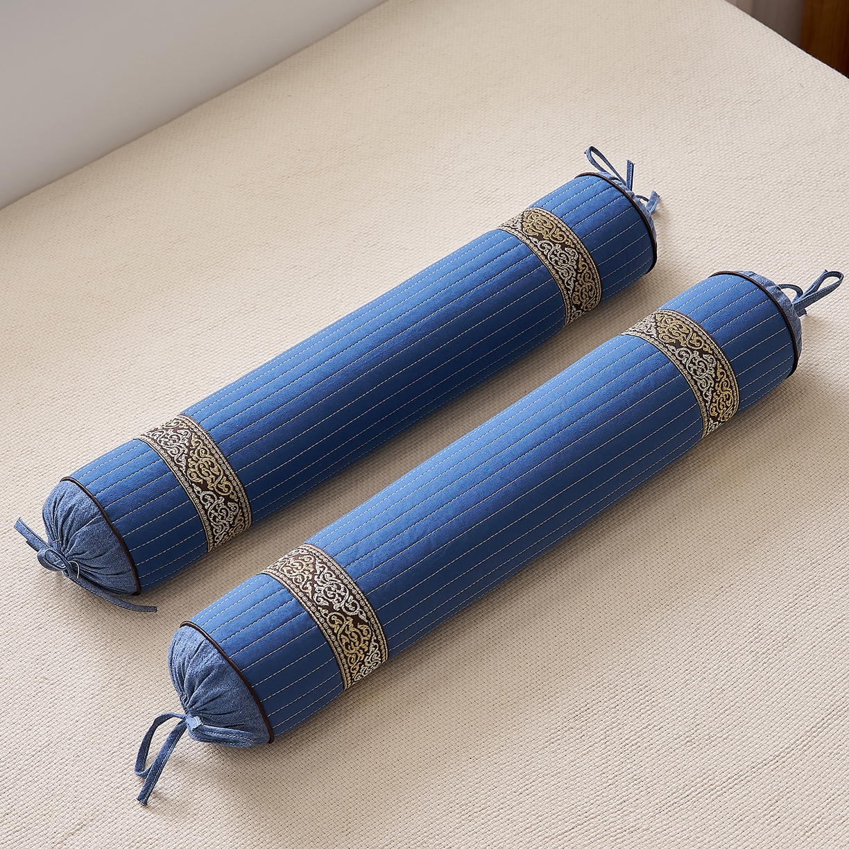 91家纺网 家纺一手货源 找家纺 （总）乐可 2025新款砂洗圆柱枕