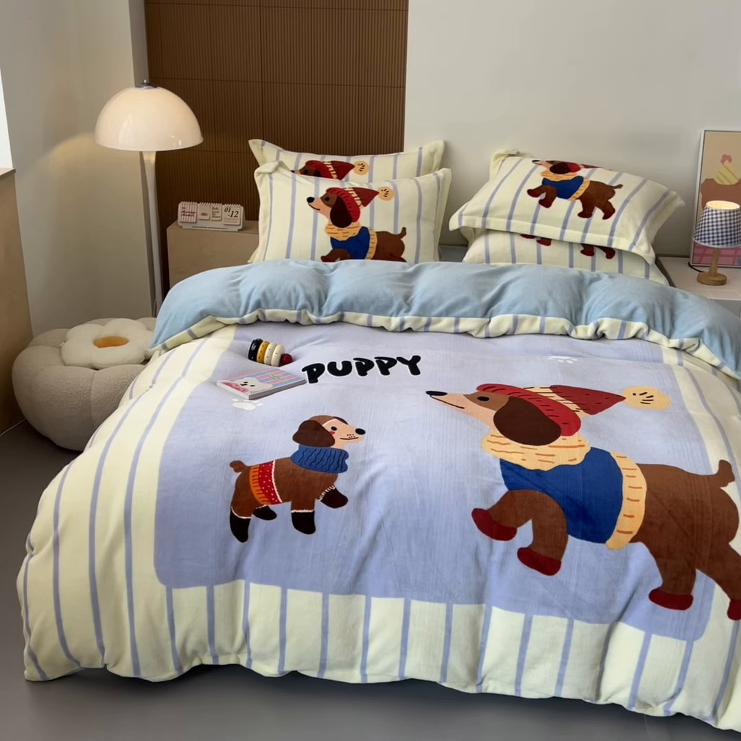 91家纺网 家纺一手货源 找家纺 慕晨 2025新款卡通可爱大版印花牛奶绒加厚保暖小清新四件套直播 汪可爱