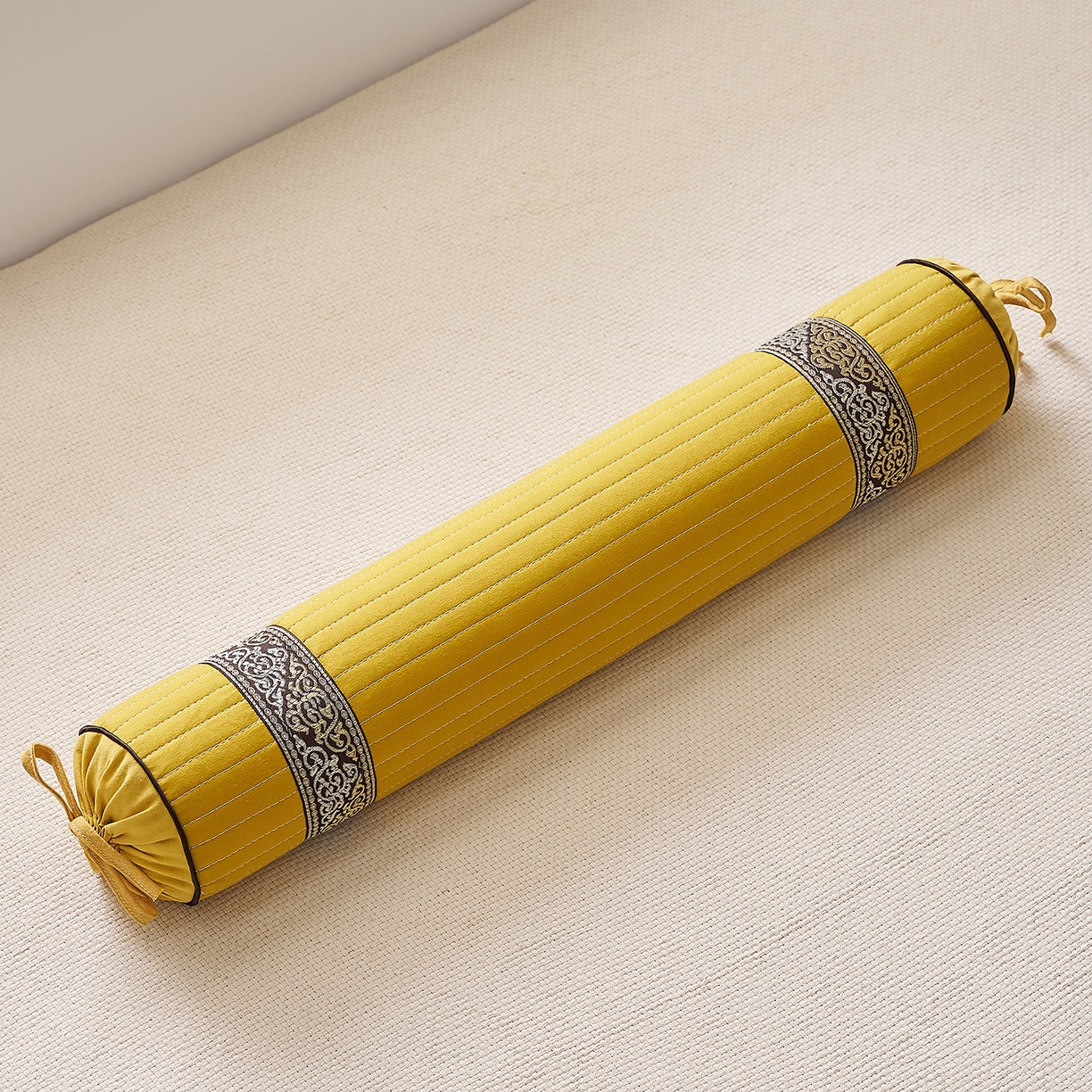 91家纺网 家纺一手货源 找家纺 乐可 2025新款砂洗圆柱枕 砂洗圆柱枕;黄