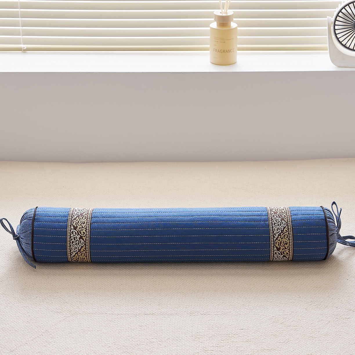 91家纺网 家纺一手货源 找家纺 乐可 2025新款砂洗圆柱枕 砂洗圆柱枕;蓝