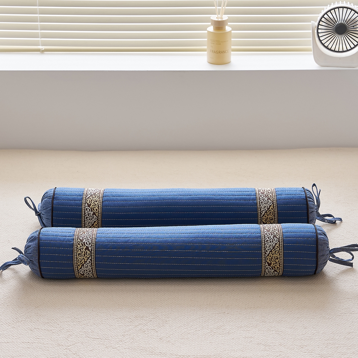 91家纺网 家纺一手货源 找家纺 乐可 2025新款砂洗圆柱枕 砂洗圆柱枕;蓝