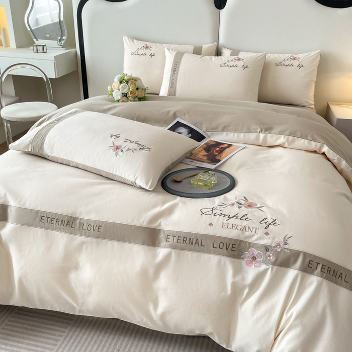 91家纺网 家纺一手货源 找家纺 桃园 新款纯棉全棉长绒棉磨毛不掉毛刺绣四件套高端礼盒-斯嘉丽 斯嘉丽-香槟