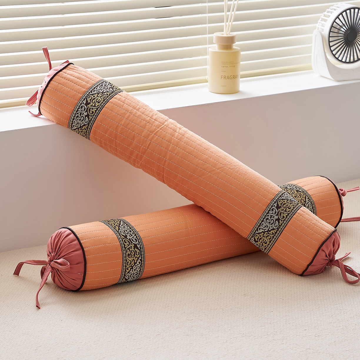 91家纺网 家纺一手货源 找家纺 乐可 2025新款砂洗圆柱枕 砂洗圆柱枕;桔