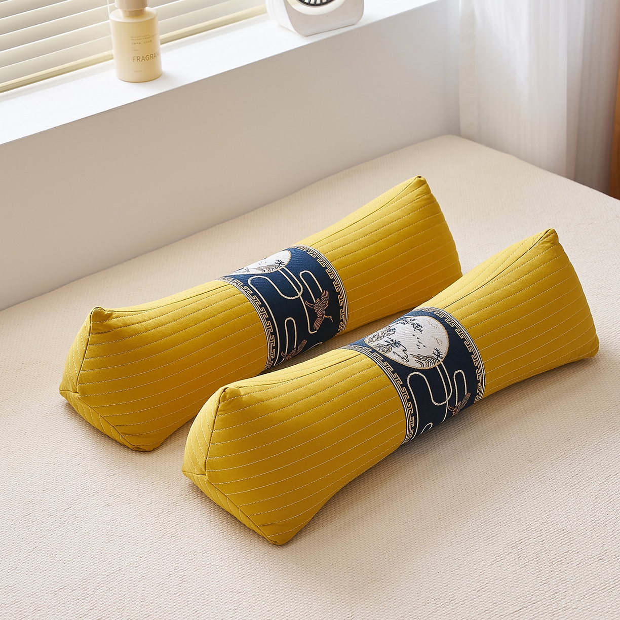 乐可 2025新款砂洗三角枕 砂洗三角枕;黄