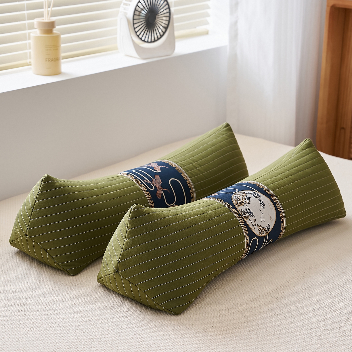 乐可 2025新款砂洗三角枕 砂洗三角枕;绿