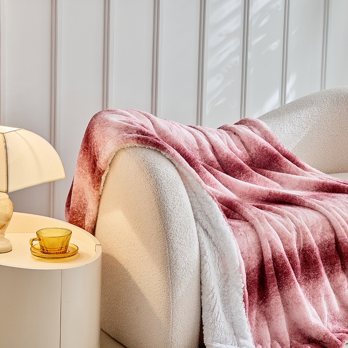 91家纺网 家纺一手货源 找家纺 缘生活 2025新款仿兔毛渐变毛毯 渐变毛毯四季通用盖毯多功能毛毯家居备用毯 渐变毛毯-粉色