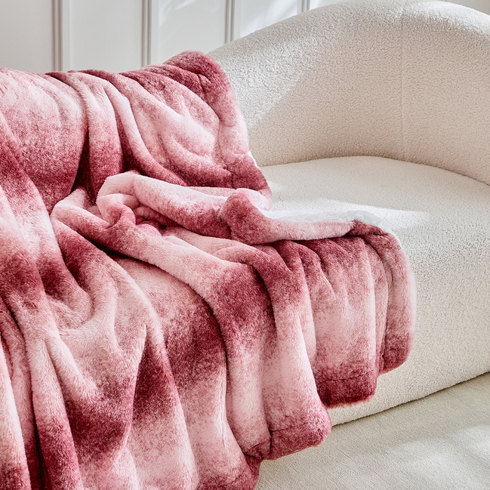 91家纺网 家纺一手货源 找家纺 缘生活 2025新款仿兔毛渐变毛毯 渐变毛毯四季通用盖毯多功能毛毯家居备用毯 渐变毛毯-粉色