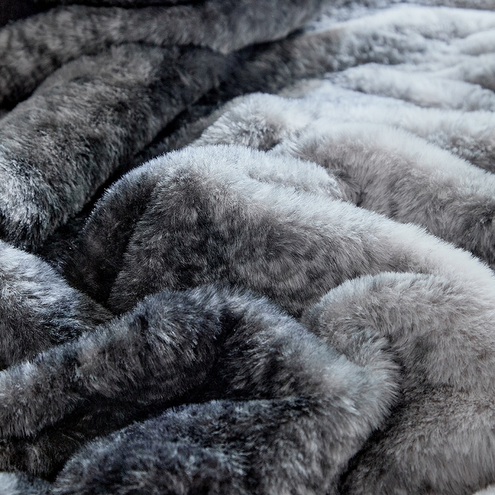 91家纺网 家纺一手货源 找家纺 缘生活 2025新款仿兔毛渐变毛毯 渐变毛毯四季通用盖毯多功能毛毯家居备用毯 渐变毛毯-黑色