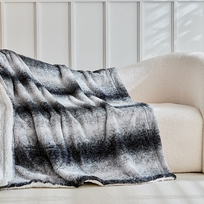 91家纺网 家纺一手货源 找家纺 缘生活 2025新款仿兔毛渐变毛毯 渐变毛毯四季通用盖毯多功能毛毯家居备用毯 渐变毛毯-黑色