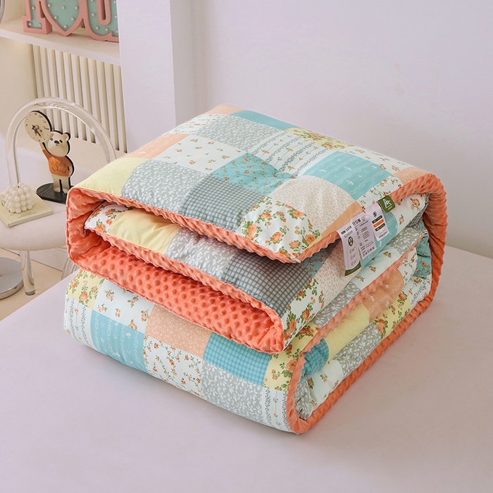 91家纺网 家纺一手货源 找家纺 乐沐 2025新款A类水洗棉双层纱豆豆绒被芯 卡西欧