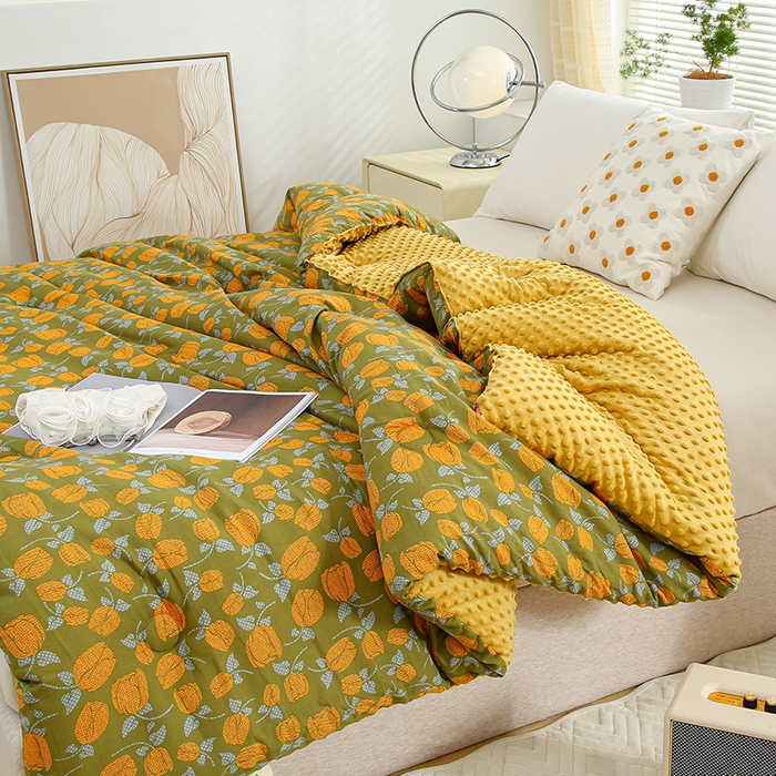 91家纺网 家纺一手货源 找家纺 乐沐 2025新款A类水洗棉双层纱豆豆绒被芯 秋日