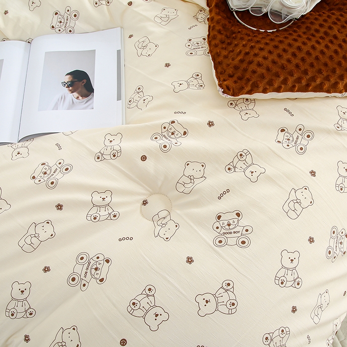 91家纺网 家纺一手货源 找家纺 乐沐 2025新款A类水洗棉双层纱豆豆绒被芯 小熊嘟嘟