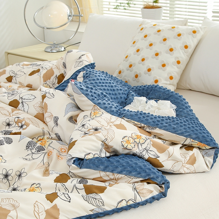 91家纺网 家纺一手货源 找家纺 乐沐 2025新款A类水洗棉双层纱豆豆绒被芯 叶涧