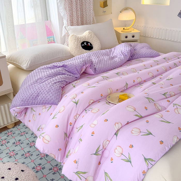 91家纺网 家纺一手货源 找家纺 乐沐 2025新款A类水洗棉双层纱豆豆绒被芯 郁金香花开