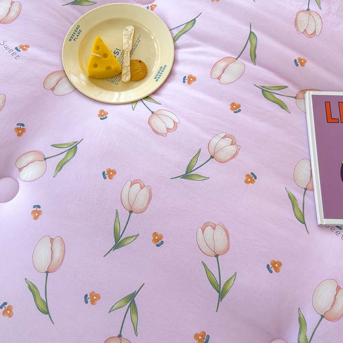 91家纺网 家纺一手货源 找家纺 乐沐 2025新款A类水洗棉双层纱豆豆绒被芯 郁金香花开