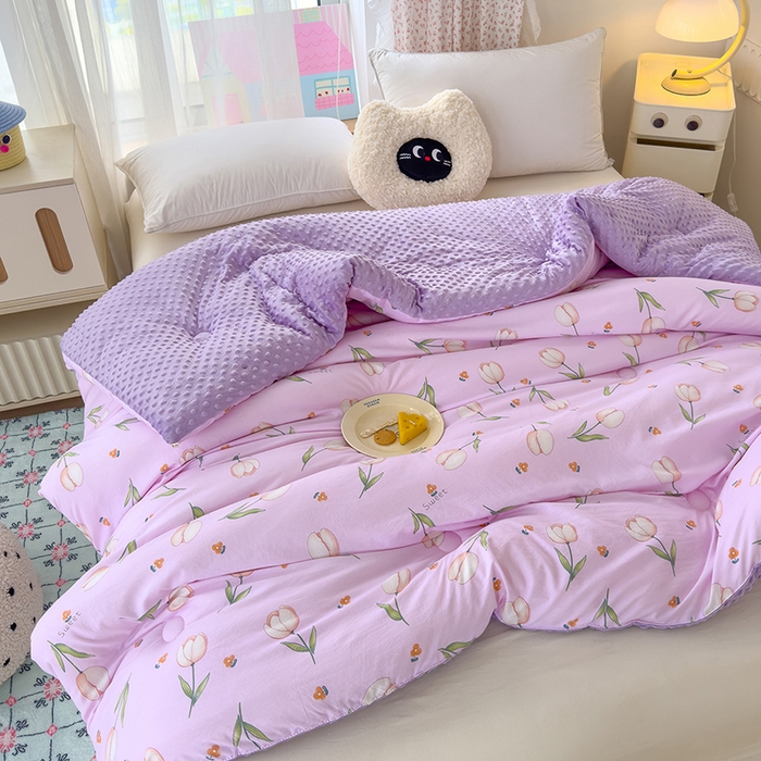 91家纺网 家纺一手货源 找家纺 乐沐 2025新款A类水洗棉双层纱豆豆绒被芯 郁金香花开