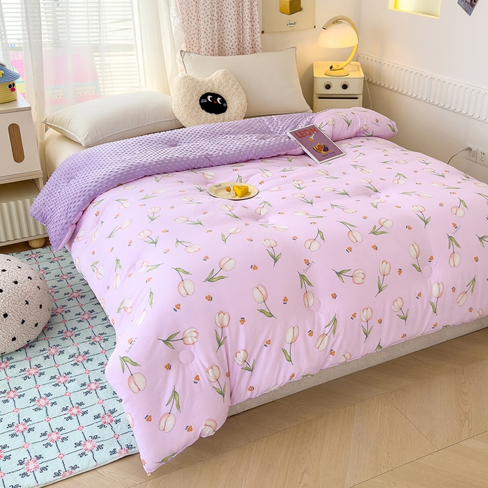 91家纺网 家纺一手货源 找家纺 乐沐 2025新款A类水洗棉双层纱豆豆绒被芯 郁金香花开