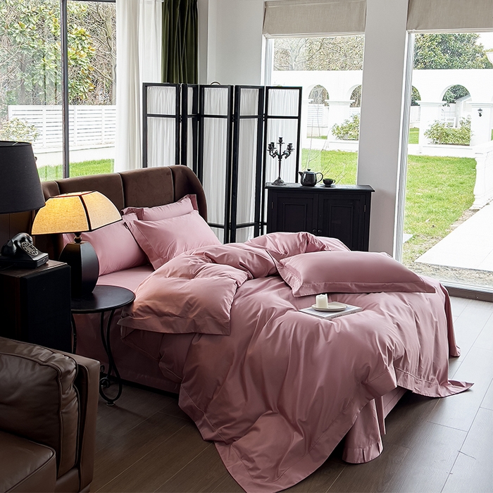 91家纺网 家纺一手货源 找家纺 栩裕纺织 2025新款长绒棉纯色四件套系列-邂逅 珊瑚红