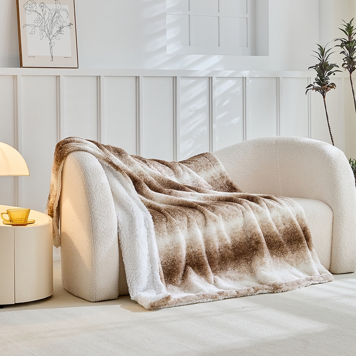 91家纺网 家纺一手货源 找家纺 缘生活 2025新款仿兔毛渐变毛毯 渐变毛毯四季通用盖毯多功能毛毯家居备用毯 渐变毛毯-卡其