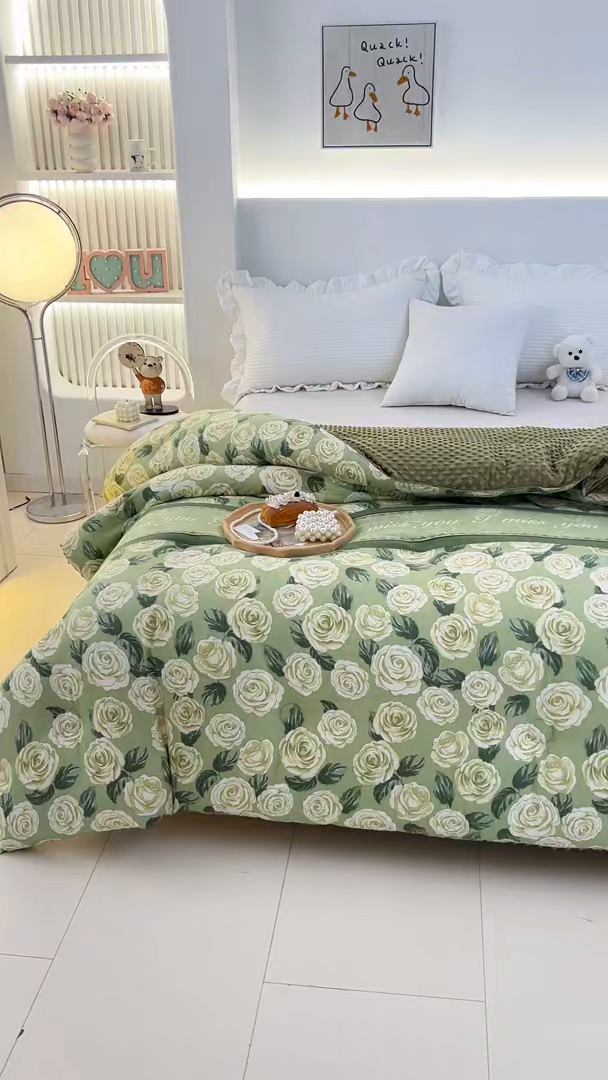 91家纺网 家纺一手货源 找家纺 乐沐 2025新款A类水洗棉双层纱豆豆绒被芯 迷恋