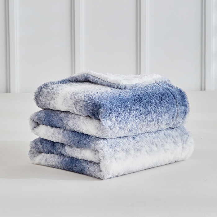 91家纺网 家纺一手货源 找家纺 缘生活 2025新款仿兔毛渐变毛毯 渐变毛毯四季通用盖毯多功能毛毯家居备用毯 渐变毛毯-蓝色