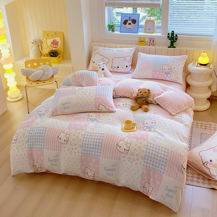 91家纺网 家纺一手货源 找家纺 葡萄家 2025新款高克重印花牛奶绒四件套萌系卡通 布丁猫