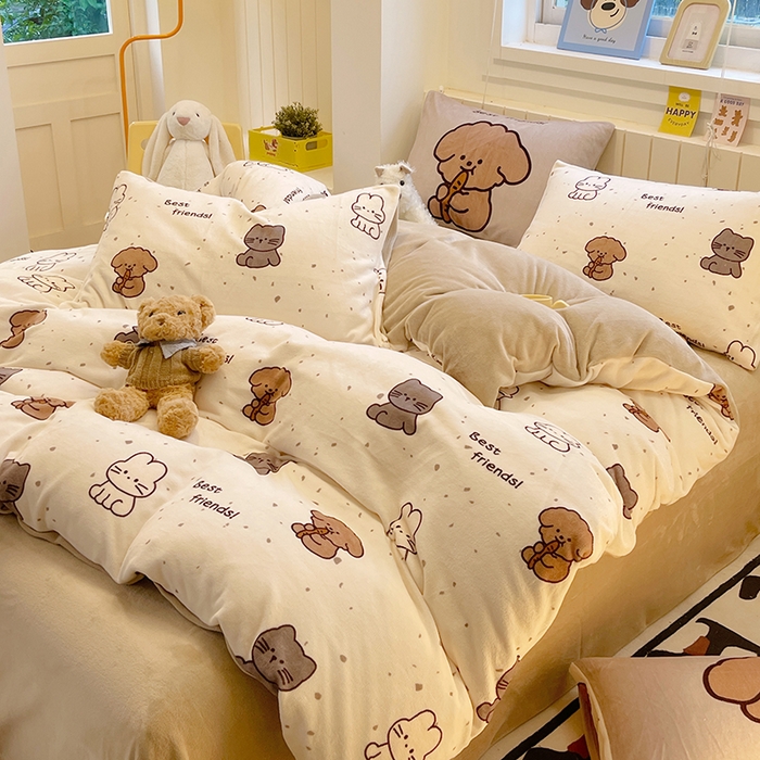 91家纺网 家纺一手货源 找家纺 葡萄家 2025新款高克重印花牛奶绒四件套萌系卡通 动物乐园