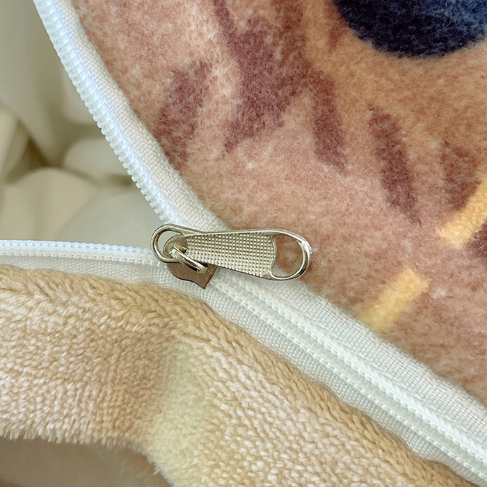 91家纺网 家纺一手货源 找家纺 葡萄家 2025新款高克重印花牛奶绒四件套萌系卡通 滑板熊猫