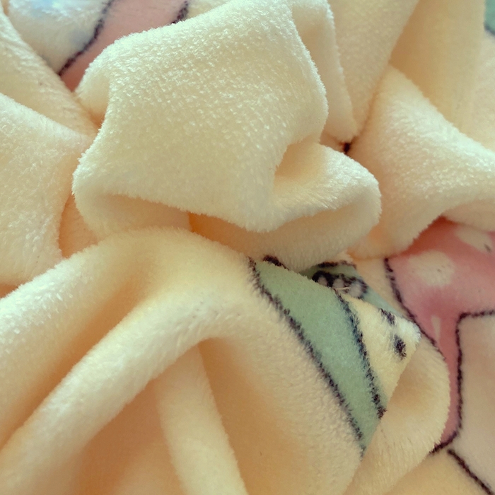 91家纺网 家纺一手货源 找家纺 葡萄家 2025新款高克重印花牛奶绒四件套萌系卡通 卡通乐园