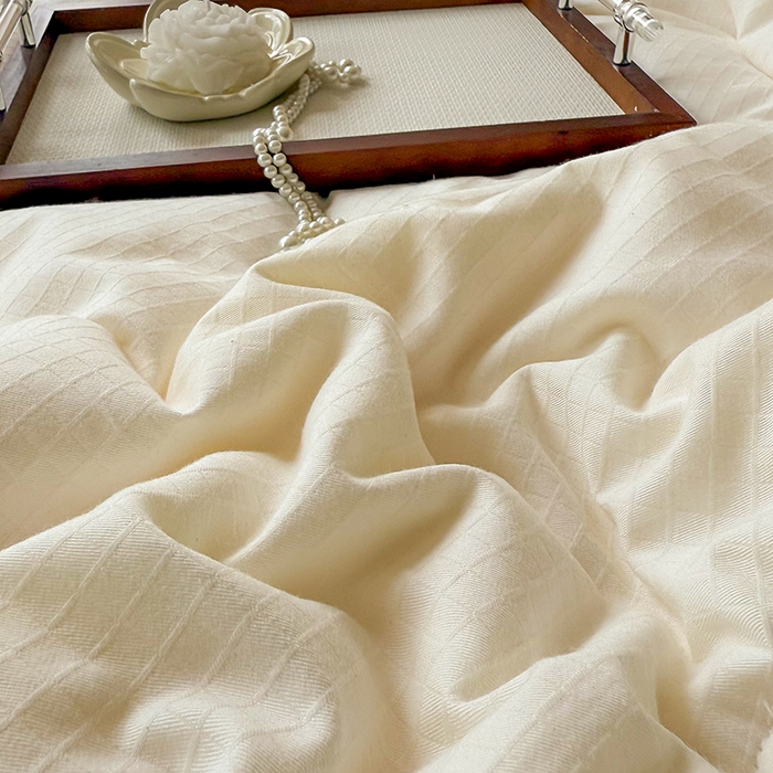 91家纺网 家纺一手货源 找家纺 （总）栩裕纺织 2025新款99%纯棉提花大豆被（AB）版冬被被子被芯