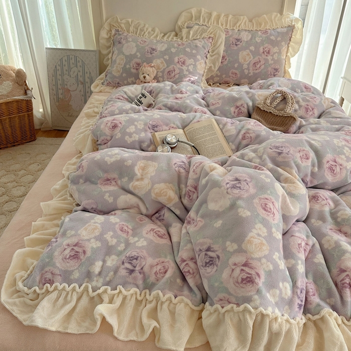 91家纺网 家纺一手货源 找家纺 六巷胡同 2025新款韩系博主慵懒风小碎花A类牛奶绒花边款四件套 压花边-微醺岛屿