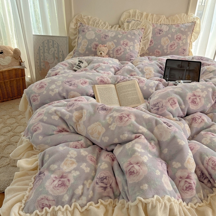 91家纺网 家纺一手货源 找家纺 六巷胡同 2025新款韩系博主慵懒风小碎花A类牛奶绒花边款四件套 压花边-微醺岛屿