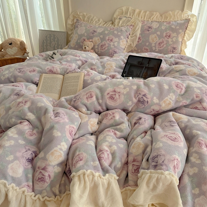 91家纺网 家纺一手货源 找家纺 六巷胡同 2025新款韩系博主慵懒风小碎花A类牛奶绒花边款四件套 压花边-微醺岛屿