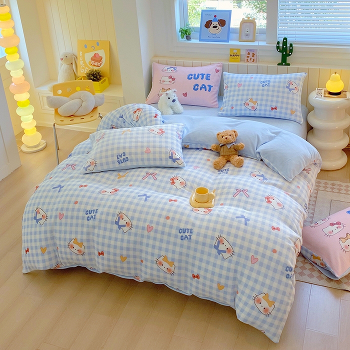 91家纺网 家纺一手货源 找家纺 葡萄家 2025新款高克重印花牛奶绒四件套萌系卡通 蓝格猫猫