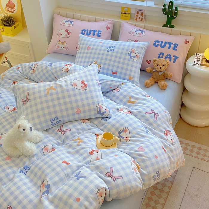 91家纺网 家纺一手货源 找家纺 葡萄家 2025新款高克重印花牛奶绒四件套萌系卡通 蓝格猫猫