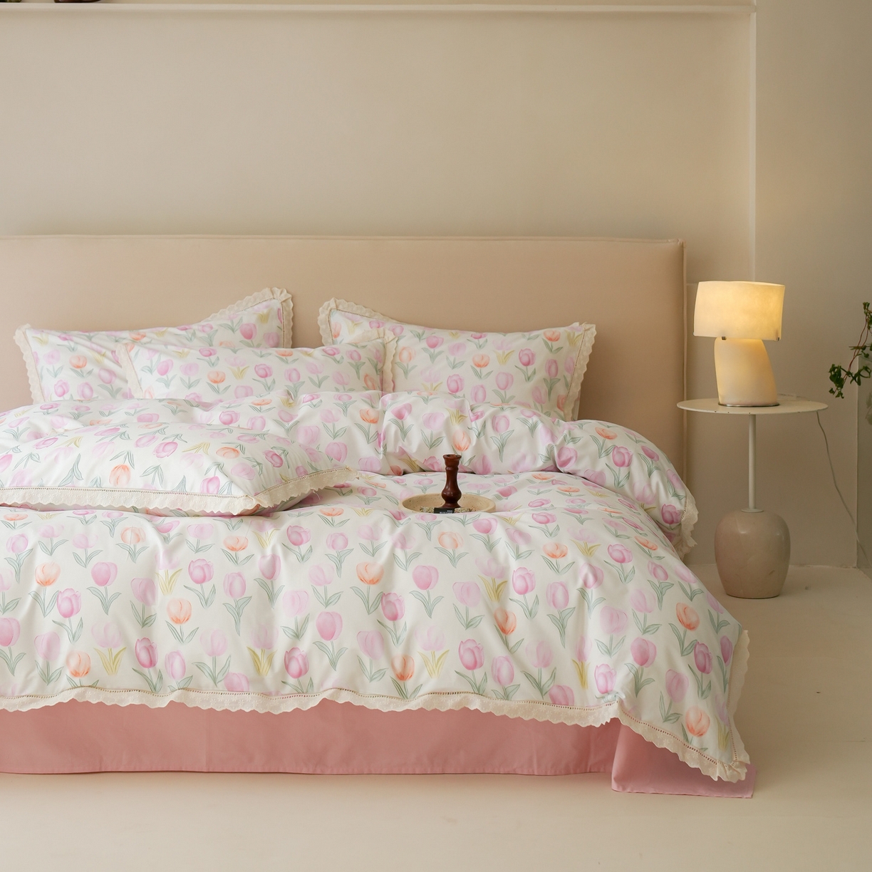 91家纺网 家纺一手货源 找家纺 洺兰家居 2025年小清新全棉13372镂空花边小碎花ins风水洗棉四件套 丁香