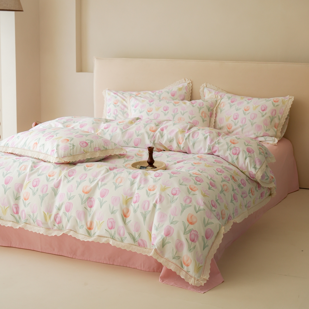 91家纺网 家纺一手货源 找家纺 洺兰家居 2025年小清新全棉13372镂空花边小碎花ins风水洗棉四件套 丁香