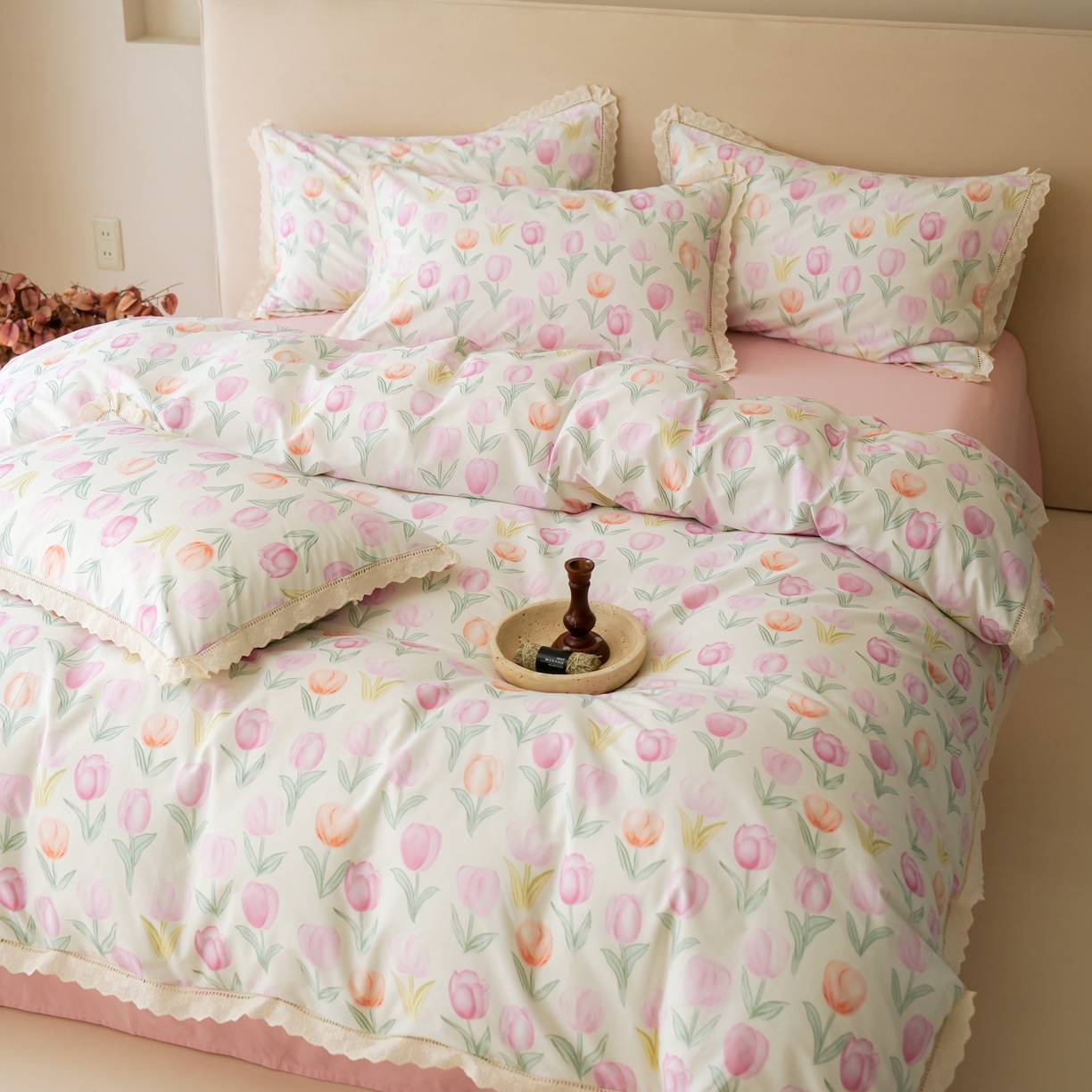 91家纺网 家纺一手货源 找家纺 洺兰家居 2025年小清新全棉13372镂空花边小碎花ins风水洗棉四件套 丁香