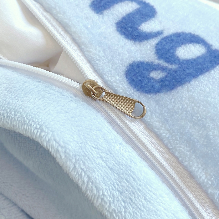 91家纺网 家纺一手货源 找家纺 葡萄家 2025新款高克重印花牛奶绒四件套萌系卡通 俏皮狗