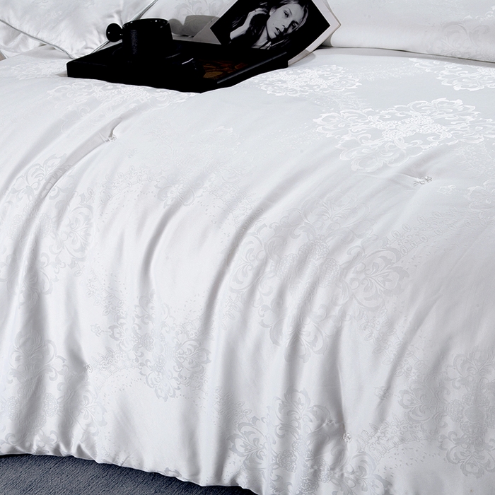 91家纺网 家纺一手货源 找家纺 前程家纺 2025新款贡缎提花被被子被芯-富贵花 富贵花-玛瑙白