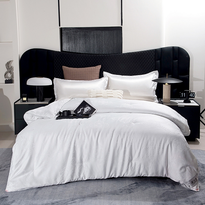 91家纺网 家纺一手货源 找家纺 前程家纺 2025新款贡缎提花被被子被芯-富贵花 富贵花-玛瑙白