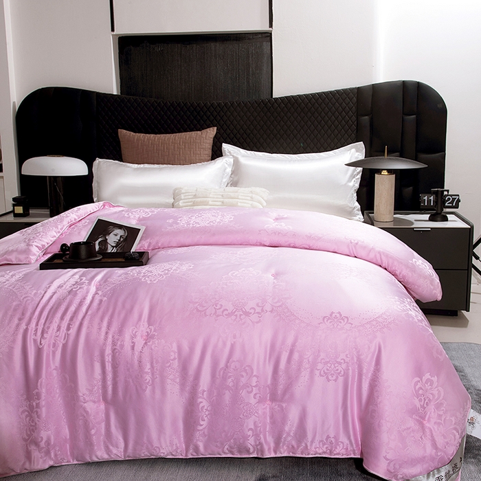 91家纺网 家纺一手货源 找家纺 前程家纺 2025新款贡缎提花被被子被芯-富贵花 富贵花-玛瑙粉